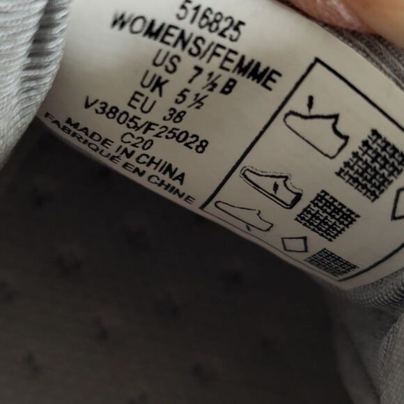 Lands End Woman's Grey Slip-ons / Flats, Size 7.5 - Picture 4 of 7